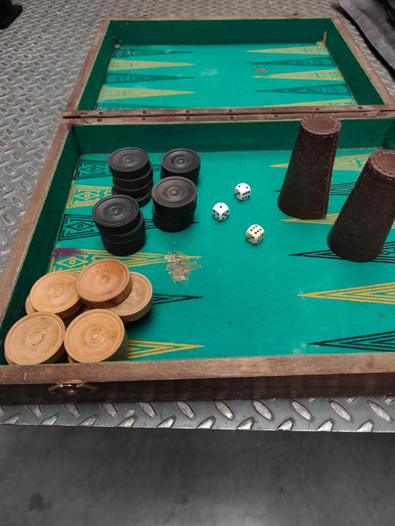 Vintage backgammon spel, Hobby en Vrije tijd, Ophalen