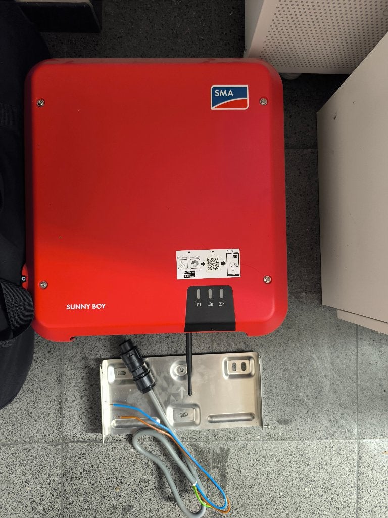 SMA Sunny Boy 3.0 Omvormer – Complete set uit 2020, Ophalen, Zo goed als nieuw, Compleet systeem