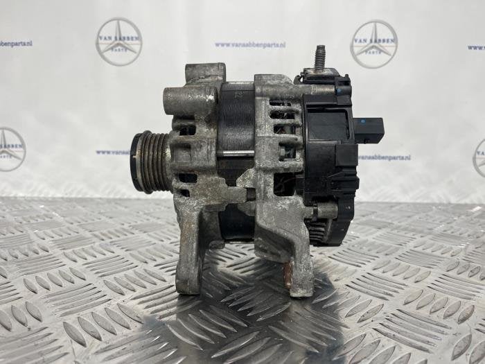 Dynamo d'un Mercedes A-Klasse, -, 3 mois de garantie, Utilisé, -