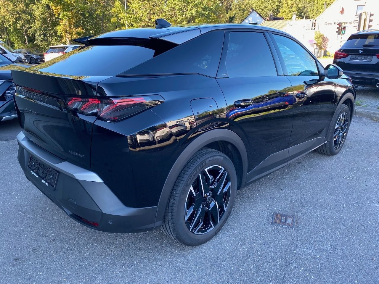 Peugeot 3008 GT Hybrid 136 GT AUTOMAAT MET GARANTIE, https://public.car-pass.be/vhr/3d1a1635-9490-4abd-a9ac-6466d385f832, Gebruikt
