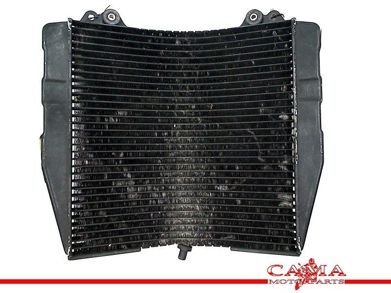 RADIATEUR EAU Suzuki GSX R 750 1992-1995 (GSXR 750 GR7B), Motos, Dhr. S. di Majo, Utilisé, Info@cama-motorparts.nl, P.J. Troelstraweg 8 8
3144 CX  MAASSLUIS, NL