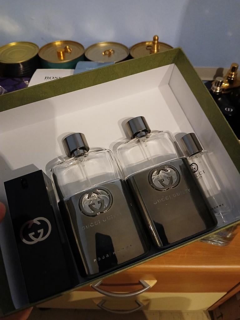 parfums Gucci vides, Enlèvement, Utilisé, Bouteille de parfum