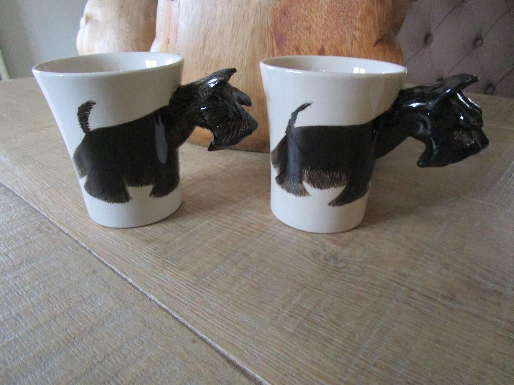 2 tassen ( koffie - thee ), Enlèvement ou Envoi, Neuf, Porcelaine, Tasse(s) et/ou soucoupe(s)