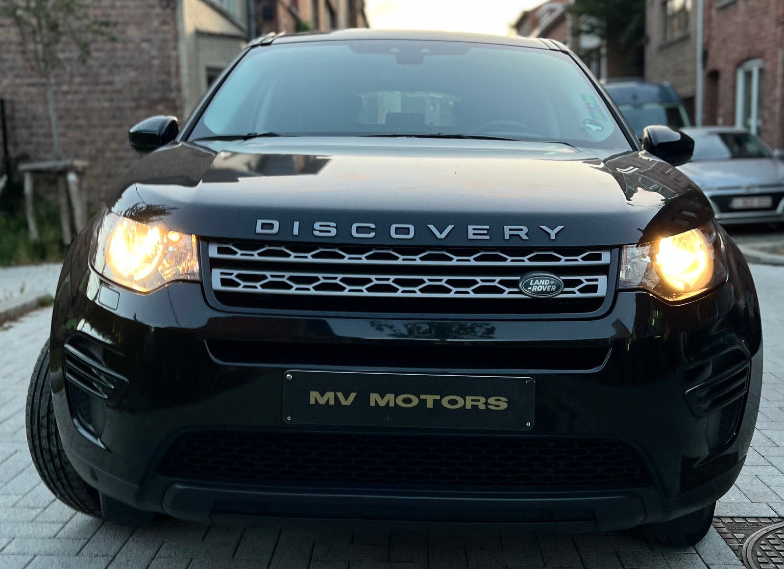 VUS sportif Land Rover Discovery 2.0 TD4 Diesel 150 ch 2018, Autos, Land Rover, Cuir, Achat, Euro 6, Entreprise