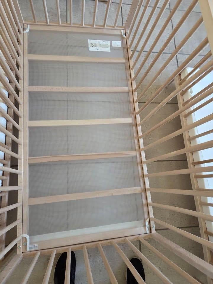 lits pour bébés à vendre, Enlèvement, Comme neuf