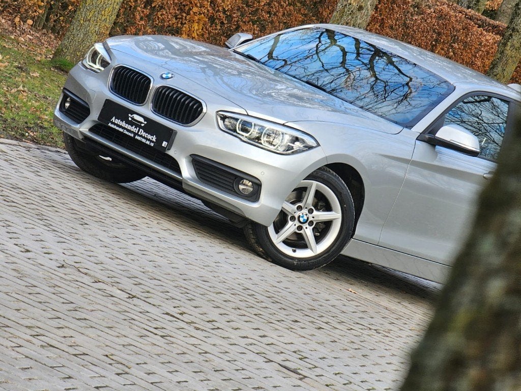 Bmw 1 serie 116d | AUTOMAAT | WEINIG KM, Auto's, BMW, Automaat, Bedrijf, 5 deurs, Zilver of Grijs