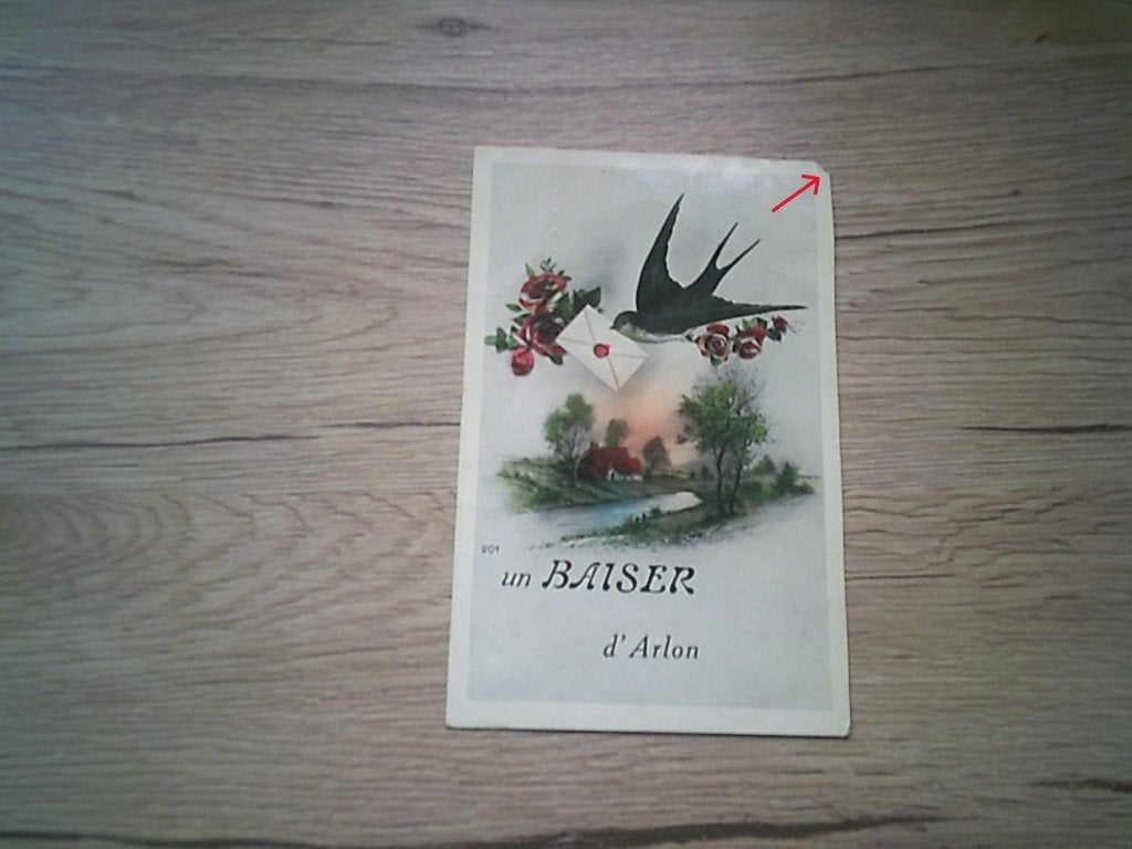 ARLON: Un Baiser (Le coin supérieur droit est manquant !!), Verzamelen, Postkaarten | België, Ophalen of Verzenden, 1920 tot 1940