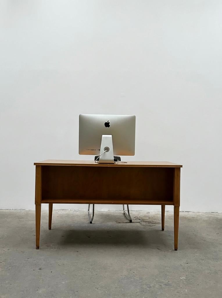 Vintage Mid Century Bureau - Jaren '60, Huis en Inrichting, Bureaus, Ophalen, Gebruikt, 65 cm, Vintage