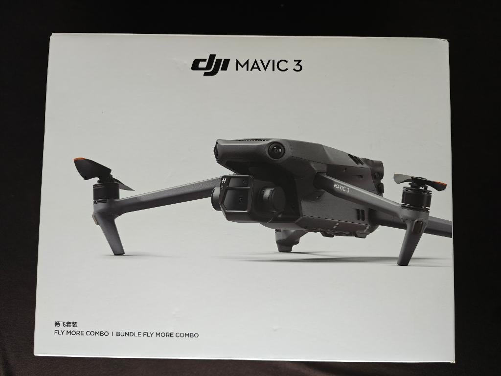 DJI Mavic 3 Fly More Combo, TV, Hi-fi & Vidéo, Drones, Drone avec caméra, 250 à 900 g, Qualité supérieure, Comme neuf