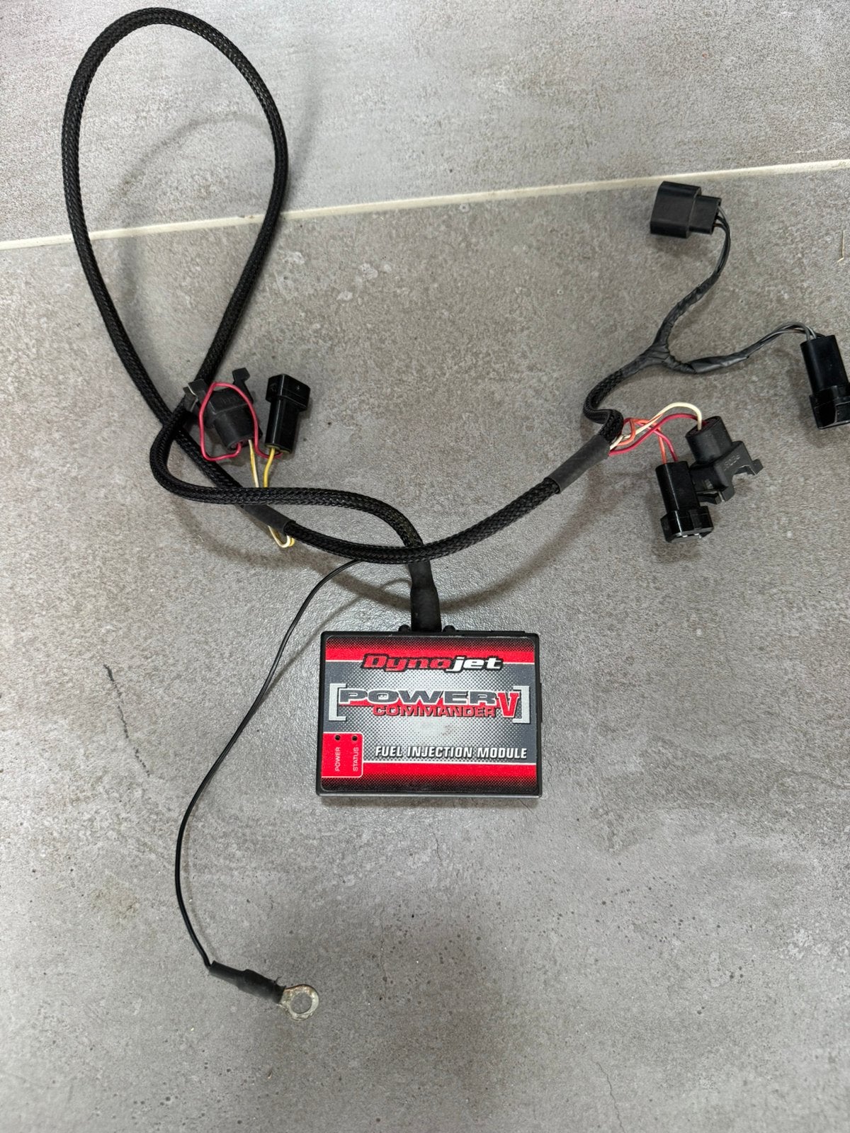 Power commander 5, Motos, Enlèvement