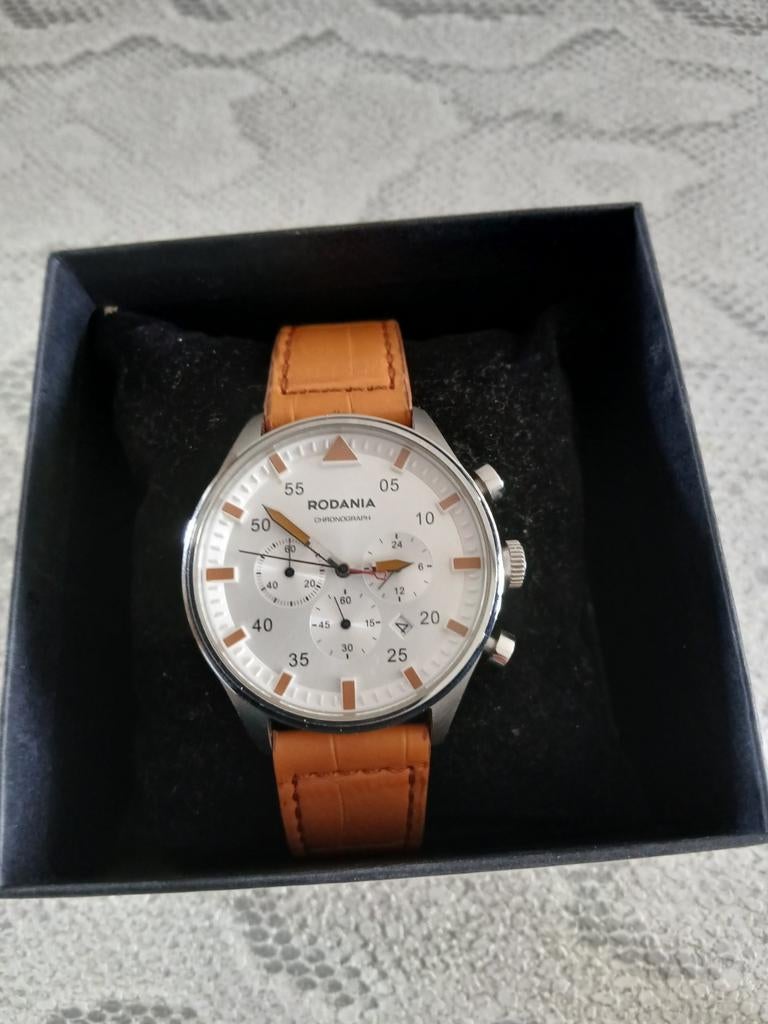 Montre homme en très bon état, Bijoux, Sacs & Beauté