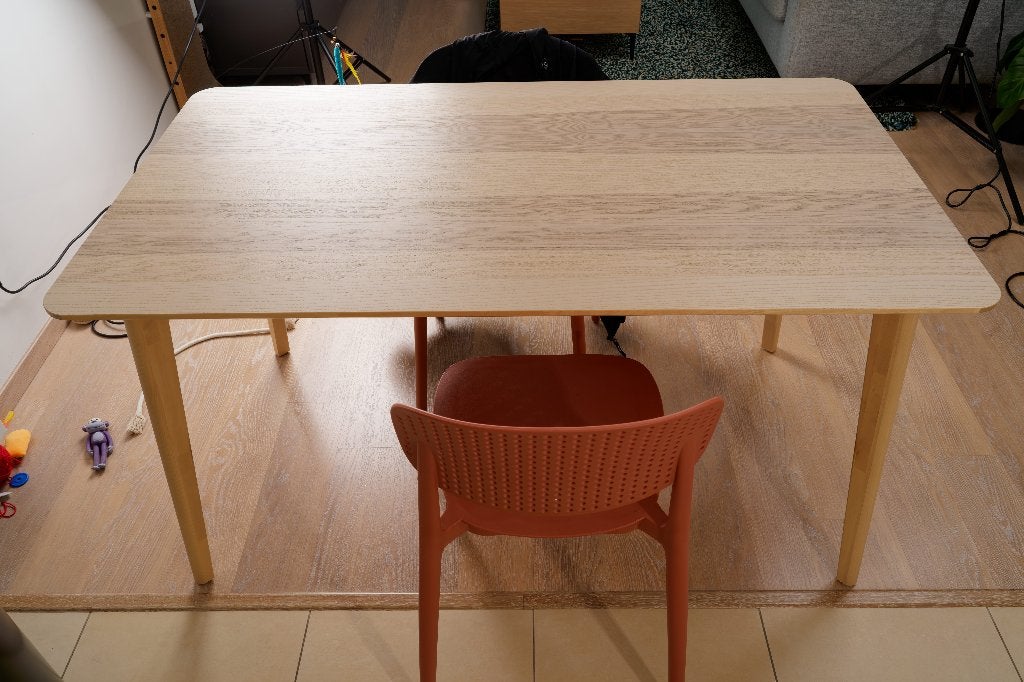 Table IKEA Lisabo + 2 chaises Conforama, 100 à 150 cm, Quatre personnes, Scandinavisch, modern, naturel, IKEA, terracotta, houtlook