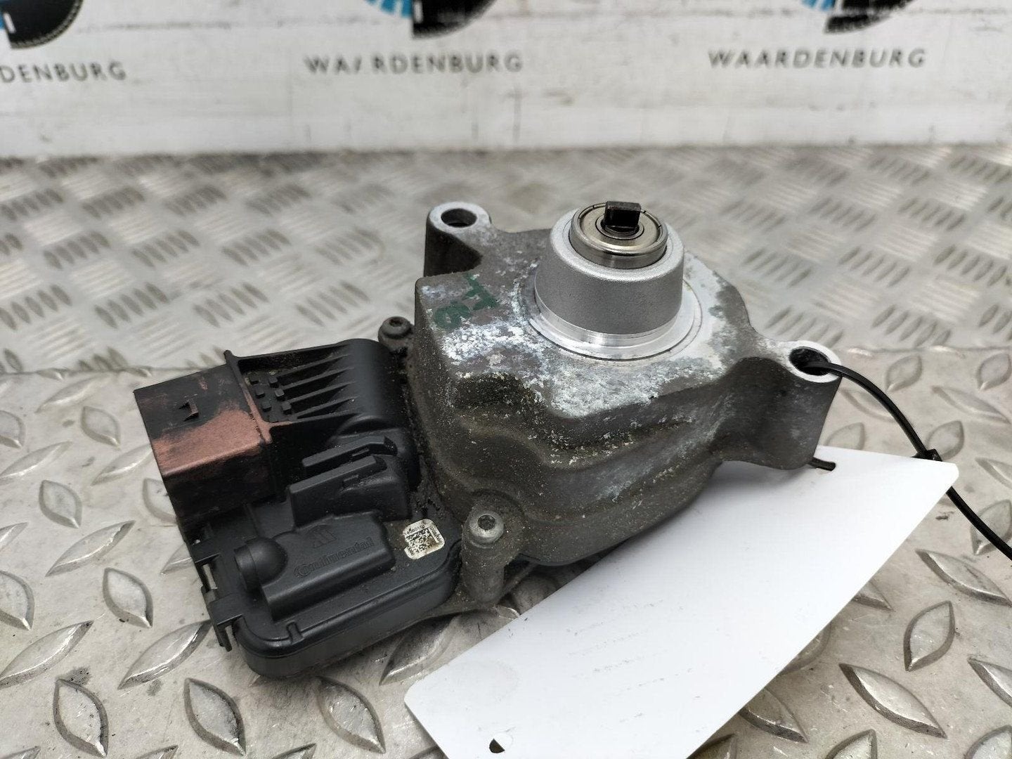 BMW 5 SERIES TUSSENBAK MOTOR 2010, Enlèvement ou Envoi, Utilisé, ARN reconnu