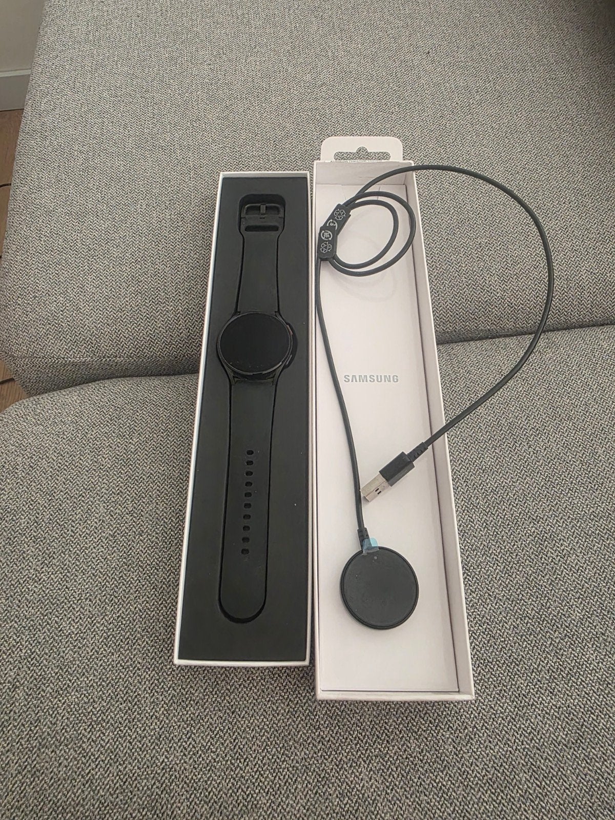 Samsung smartwatch 4, Handtassen en Accessoires, Smartwatches, Ophalen
