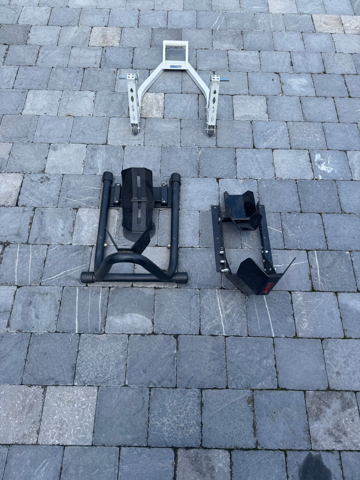 Wielklem/Paddock Moto, Motoren, Ophalen