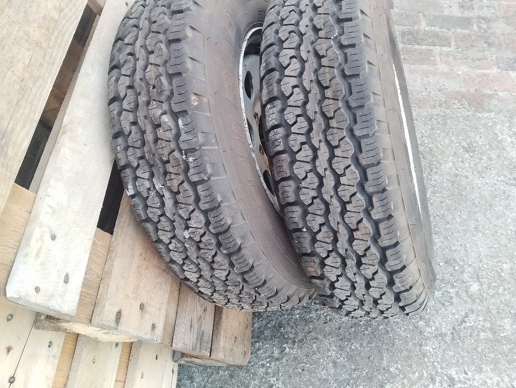 pneu nexen 205r16c, Neuf, 4 Saisons, 16 pouces, 205 mm