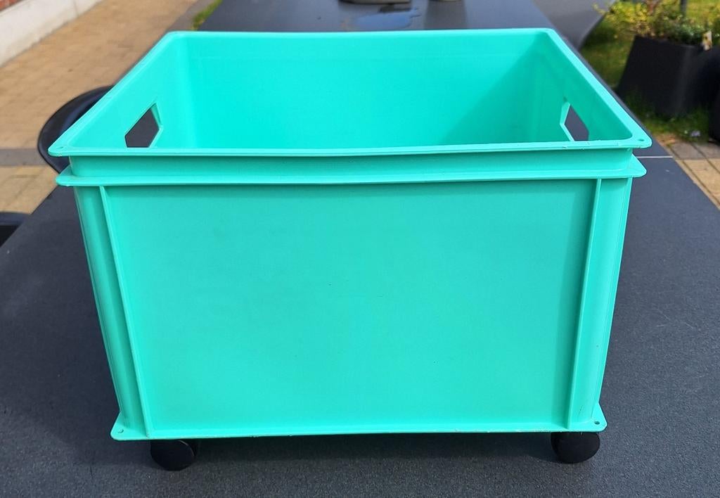 Toffe groene opbergbak met wieltjes en handvaten., Ophalen