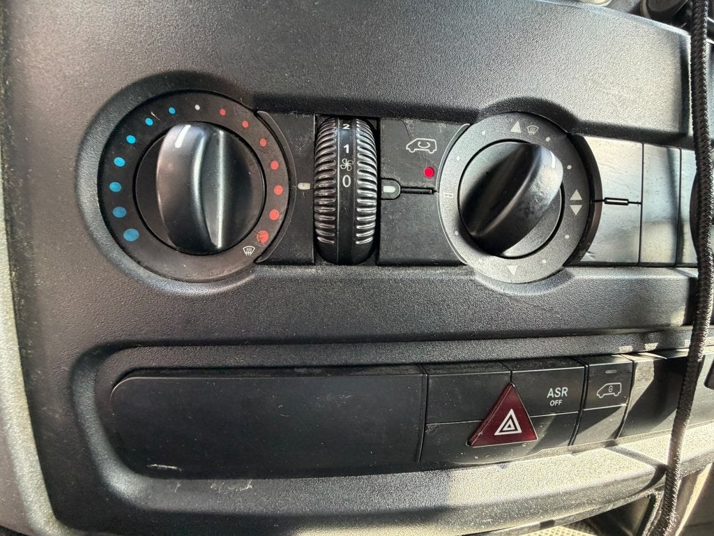 Mercedes Sprinter 313 (Stock ID 18290) — 23