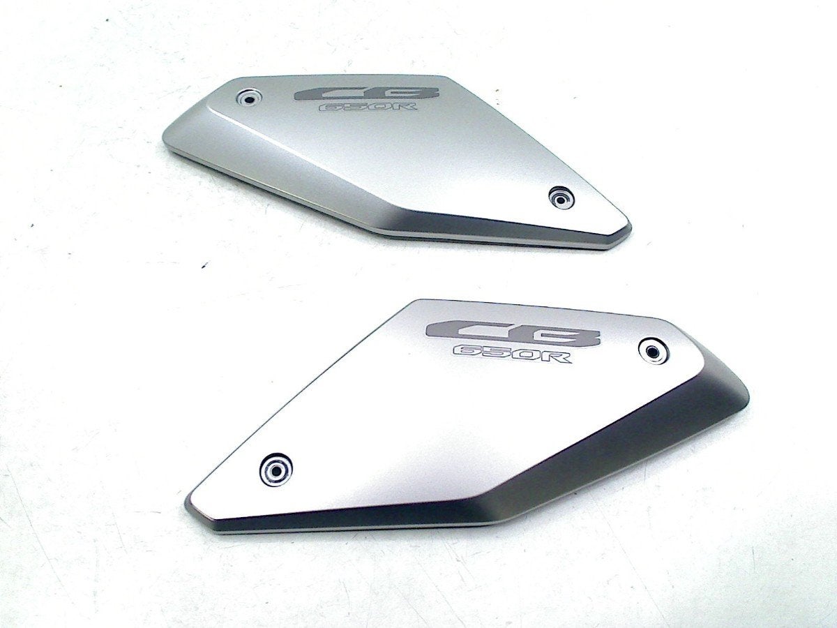 FRAME COVER CB 650 R 2018-2020 (CB650R) (64411-MKN-D500), Dhr. S. di Majo, Utilisé, Info@cama-motorparts.nl, P.J. Troelstraweg 8 8
3144 CX  MAASSLUIS, NL