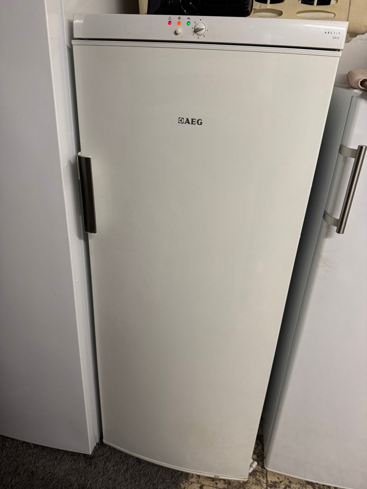 Diepvries AEG, Elektronische apparatuur, Gebruikt, 140 tot 160 cm, Vrijstaand, Ophalen