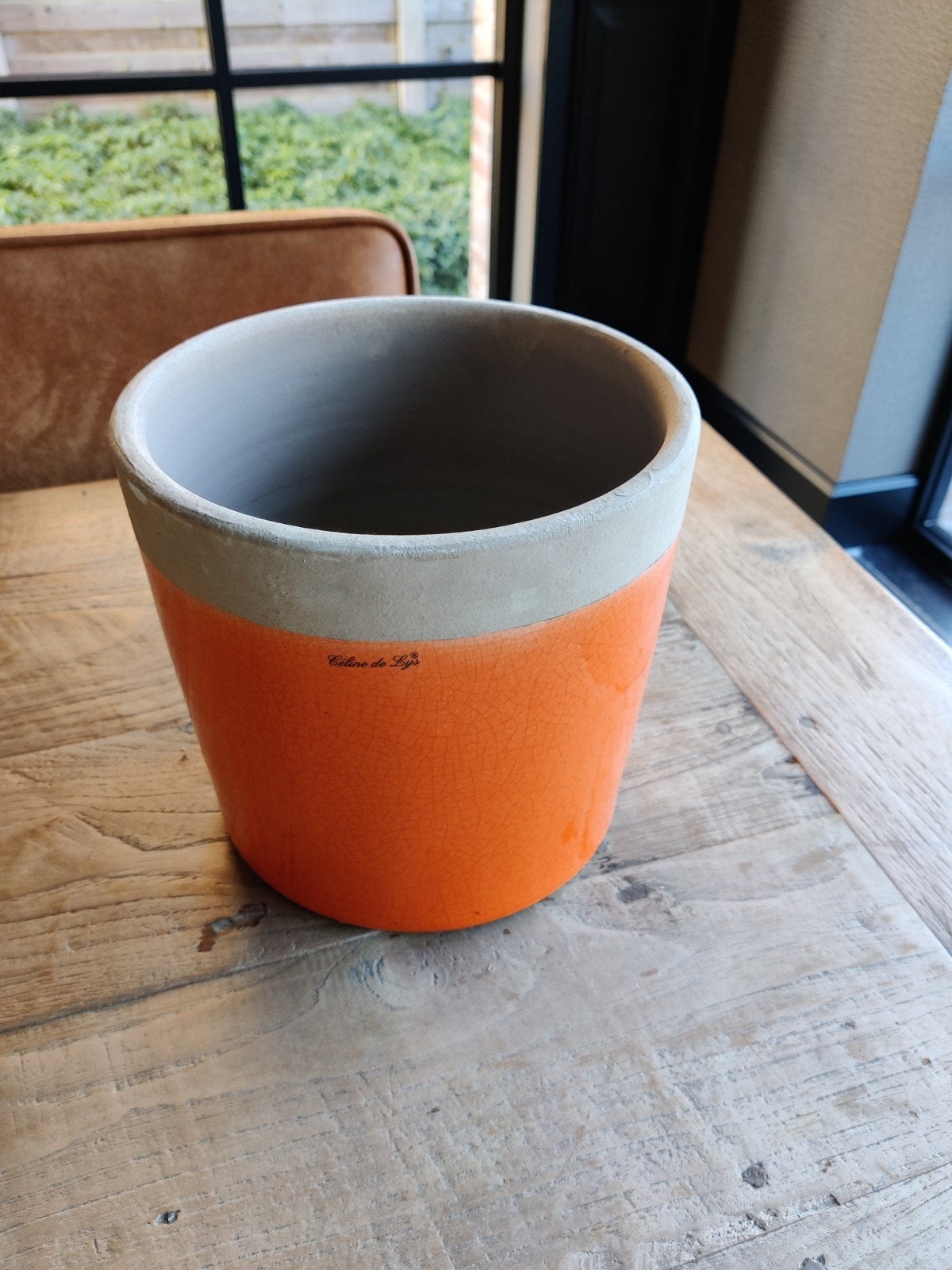 Grote stenen bloempot (excl. droogbloemen) - €5, Tuin en Terras, Ophalen, Steen, Rond, Binnen