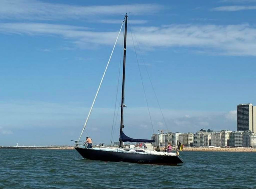 Kanuitzeiljacht Defender 35, Ophalen, Gebruikt, Diesel, 9 tot 12 meter