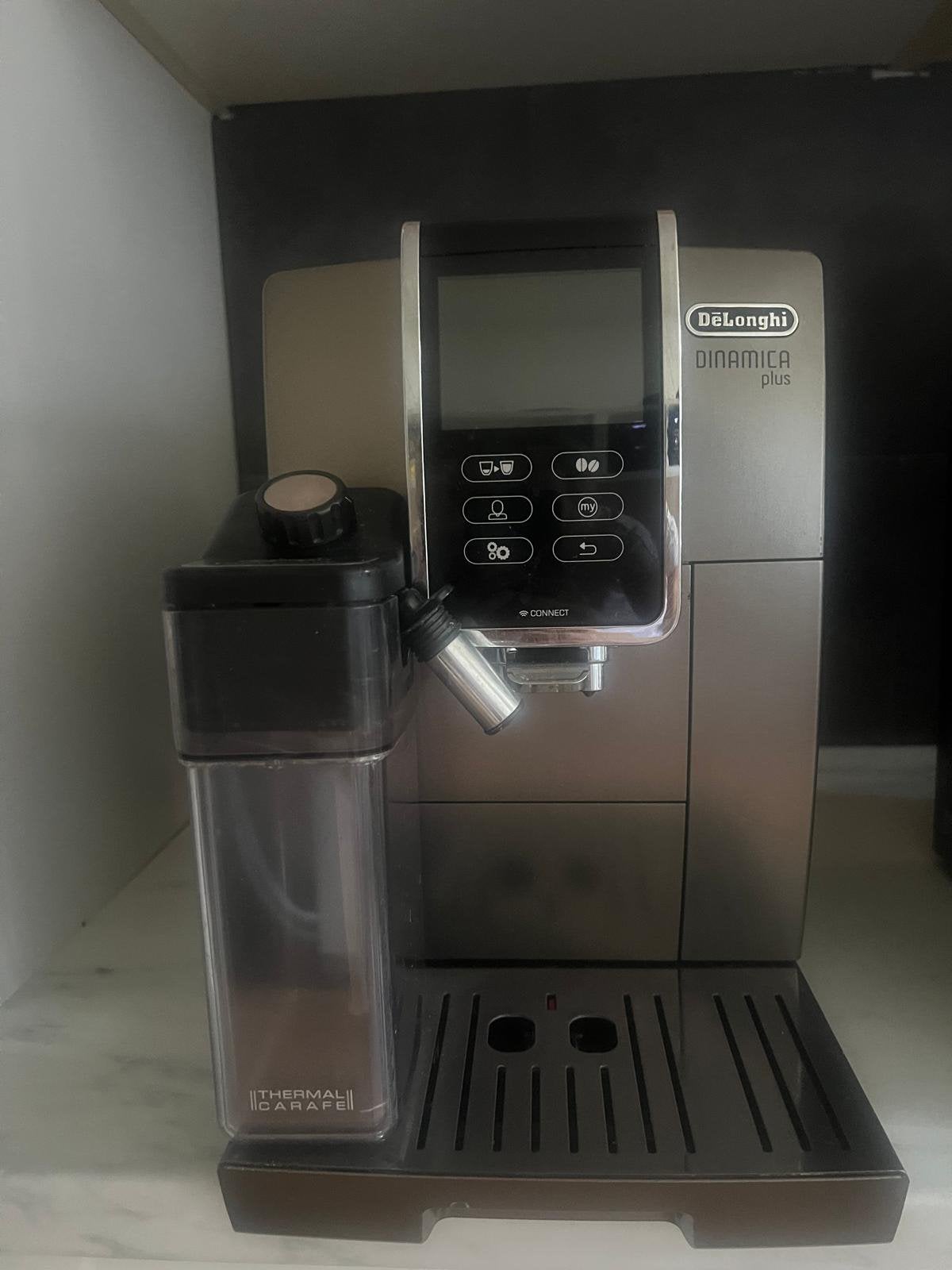 Delonghi dinamica plus, Electroménager, Réservoir d'eau amovible, Café en grains, 1 tasse, Comme neuf
