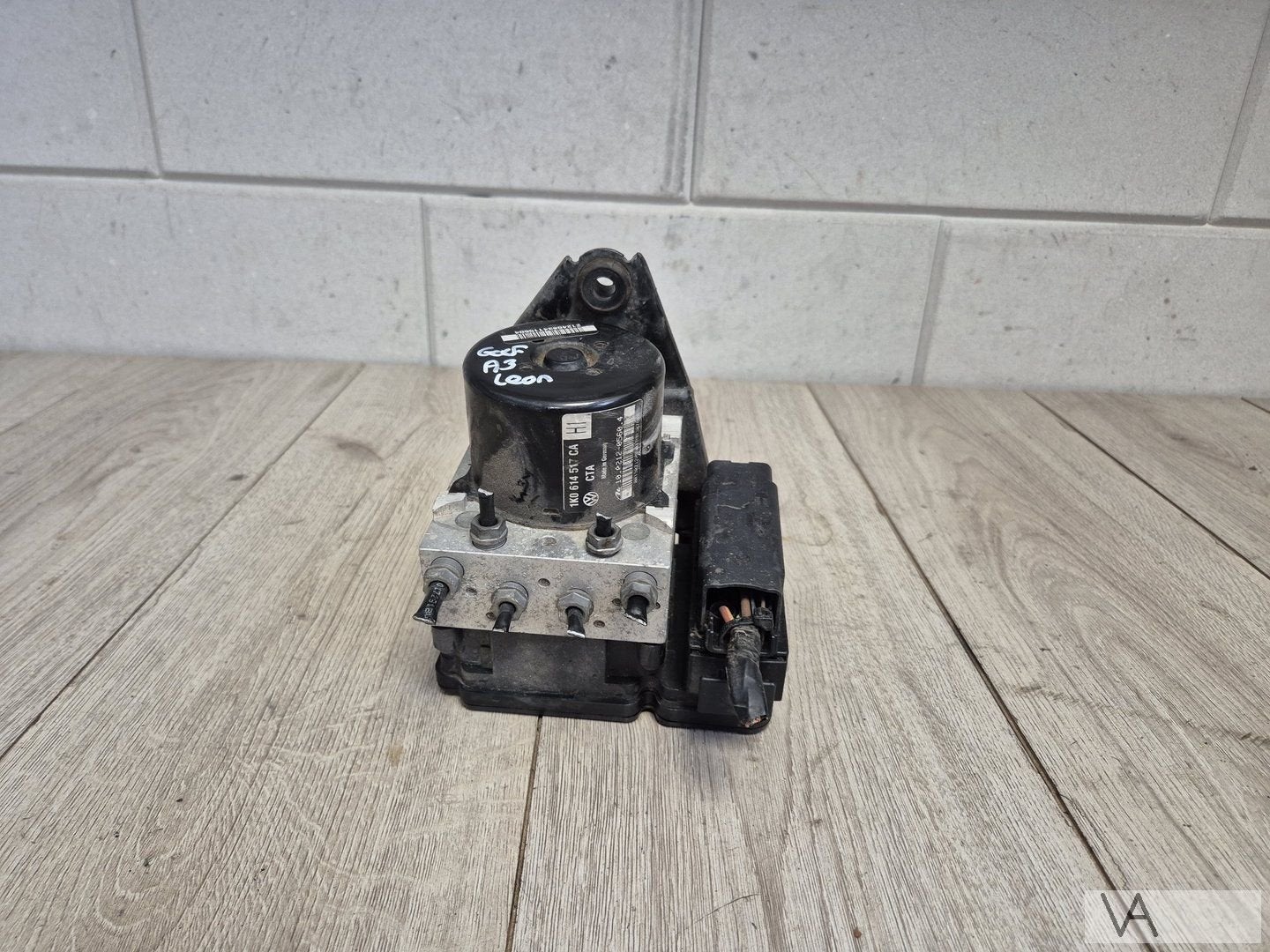 ABS pomp voor VW Golf 6 Seat Leon Audi A3 1k0614517ca €150, Volkswagen, -, Utilisé, -