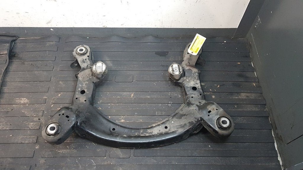 BERCEAU MOTEUR Audi A6 Avant Quattro (C6) (|4F0399313AE|), Utilisé, Audi