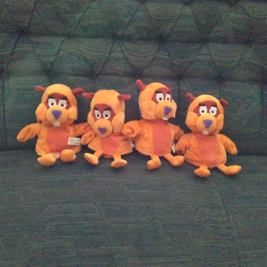 Fabeltjeskrant handpoppen Willem Bever 2euro per stuk, Enlèvement ou Envoi