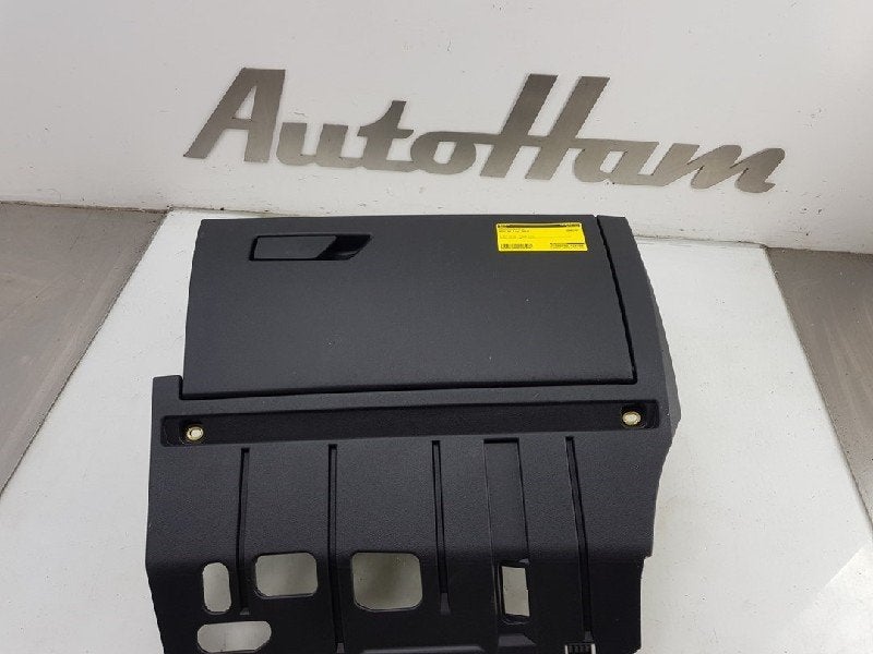 COMPARTIMENT A GANTS Audi A3 Sportback (8YA) (01-2019/-), Autos : Pièces & Accessoires, Tableau de bord & Interrupteurs, Audi