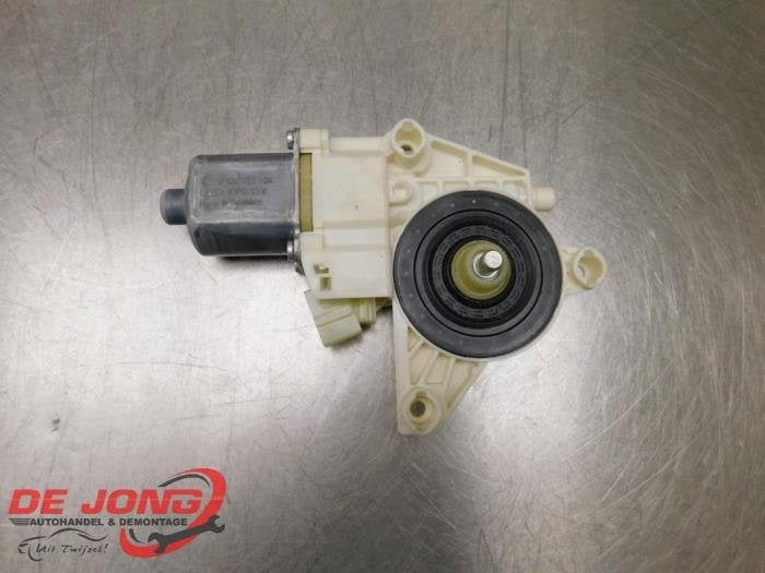 Moteur de vitre portière d'un Mercedes E-Klasse, 3 mois de garantie, Utilisé, -, -