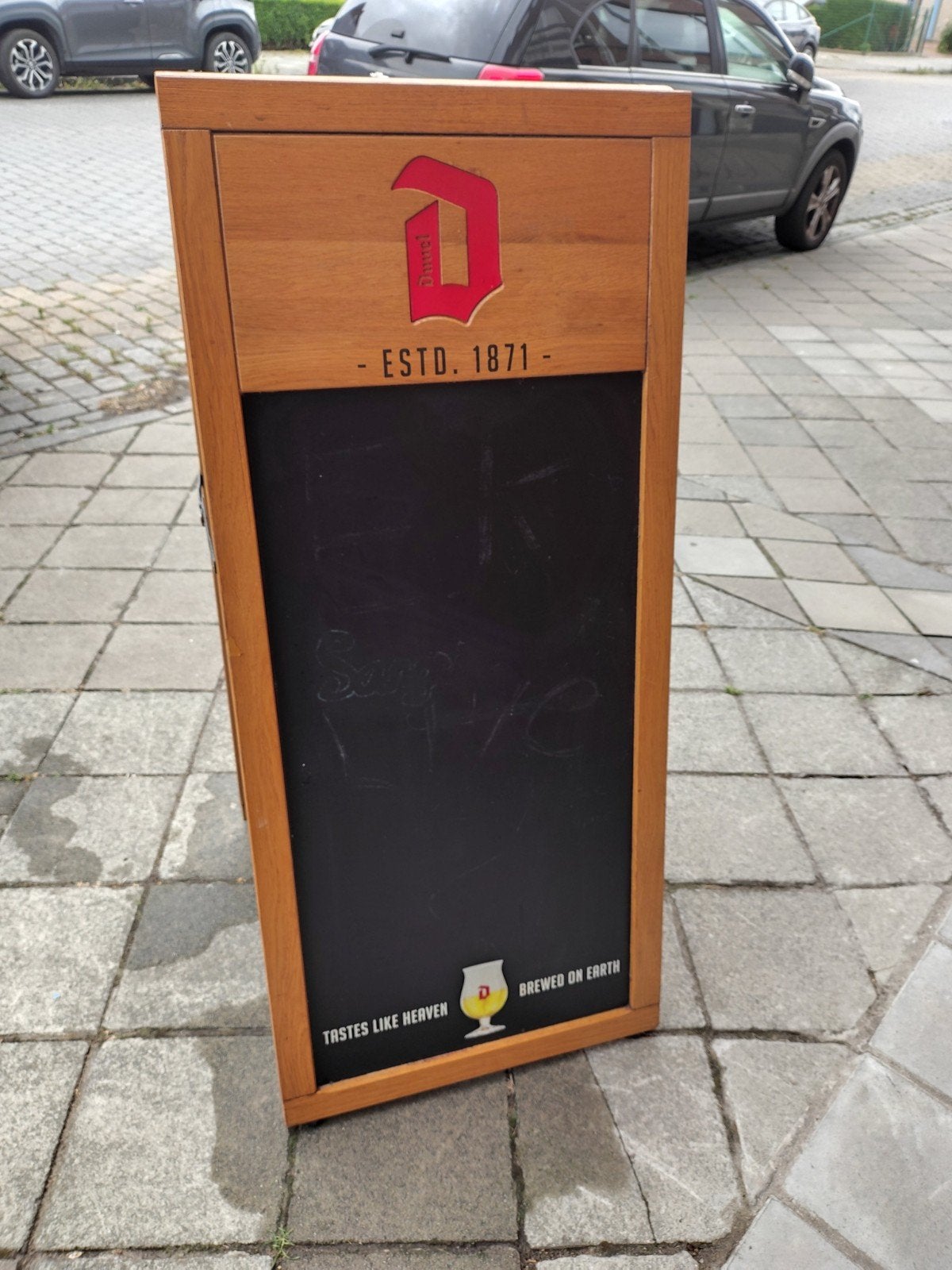 Te koop: Duvel bord in prima staat voor 75€., Ophalen, Duvel
