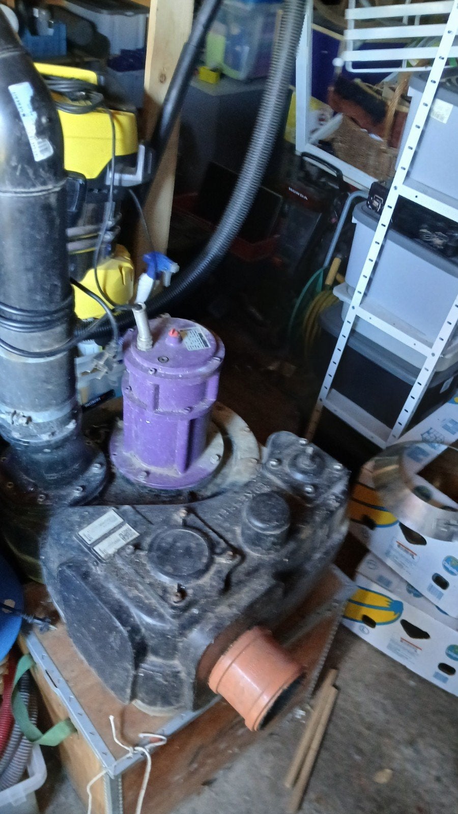 pompe de relevage avec commande automatique  200€, Jardin & Terrasse, Enlèvement