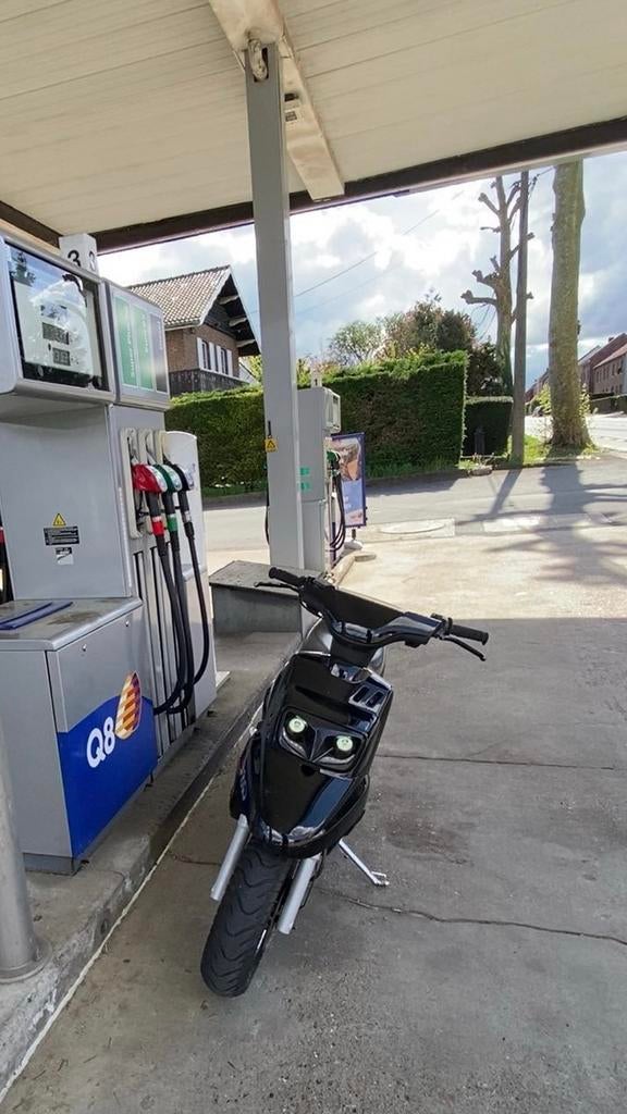 Booster, Fietsen en Brommers, Scooters | Overige merken, Zo goed als nieuw, Ophalen