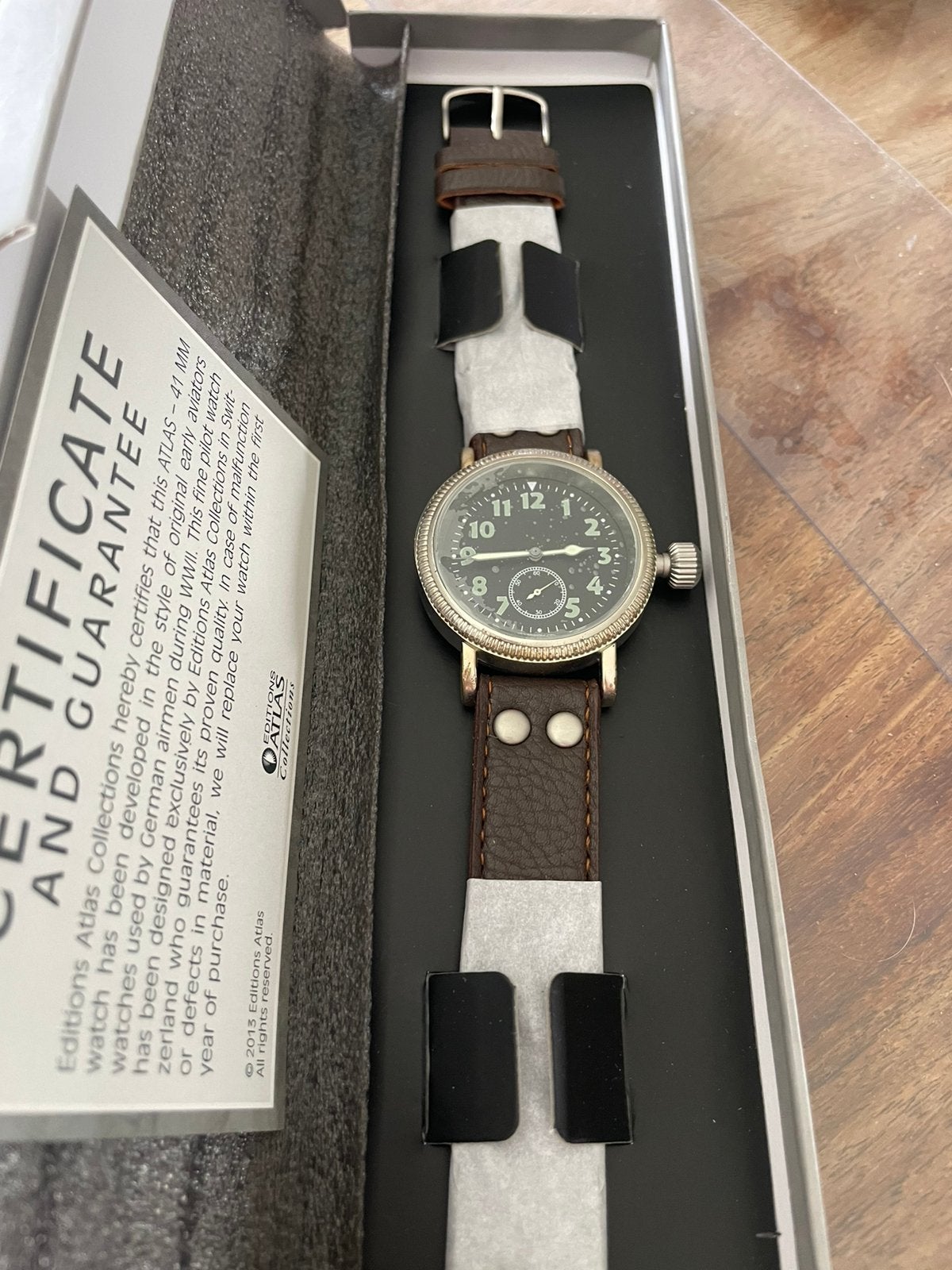 Editions Atlas Pilot Watch horloges, Enlèvement