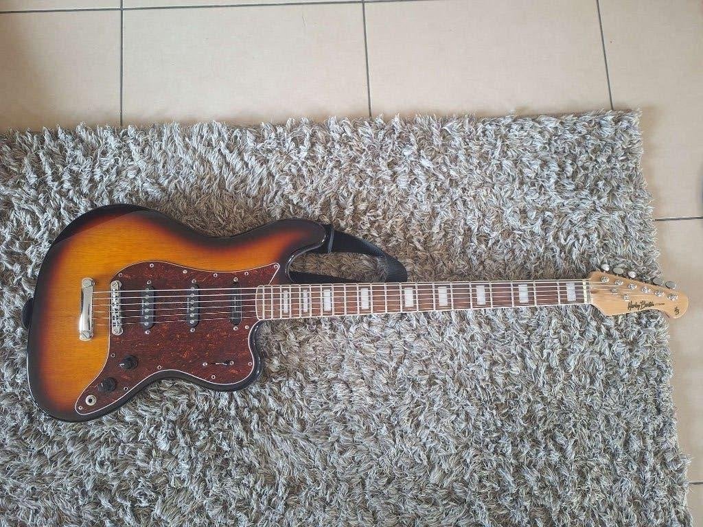 Harley Benton GuitarBass VI, Enlèvement, Utilisé, Solid body