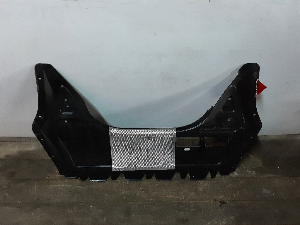 CACHE SOUS MOTEUR Volkswagen Golf V (1K1) (1K0825235AB), Volkswagen, Mevr. I. Hauben, Utilisé, Rue de l'Espoir 34 34
4030  GRIVEGNÉE, BE