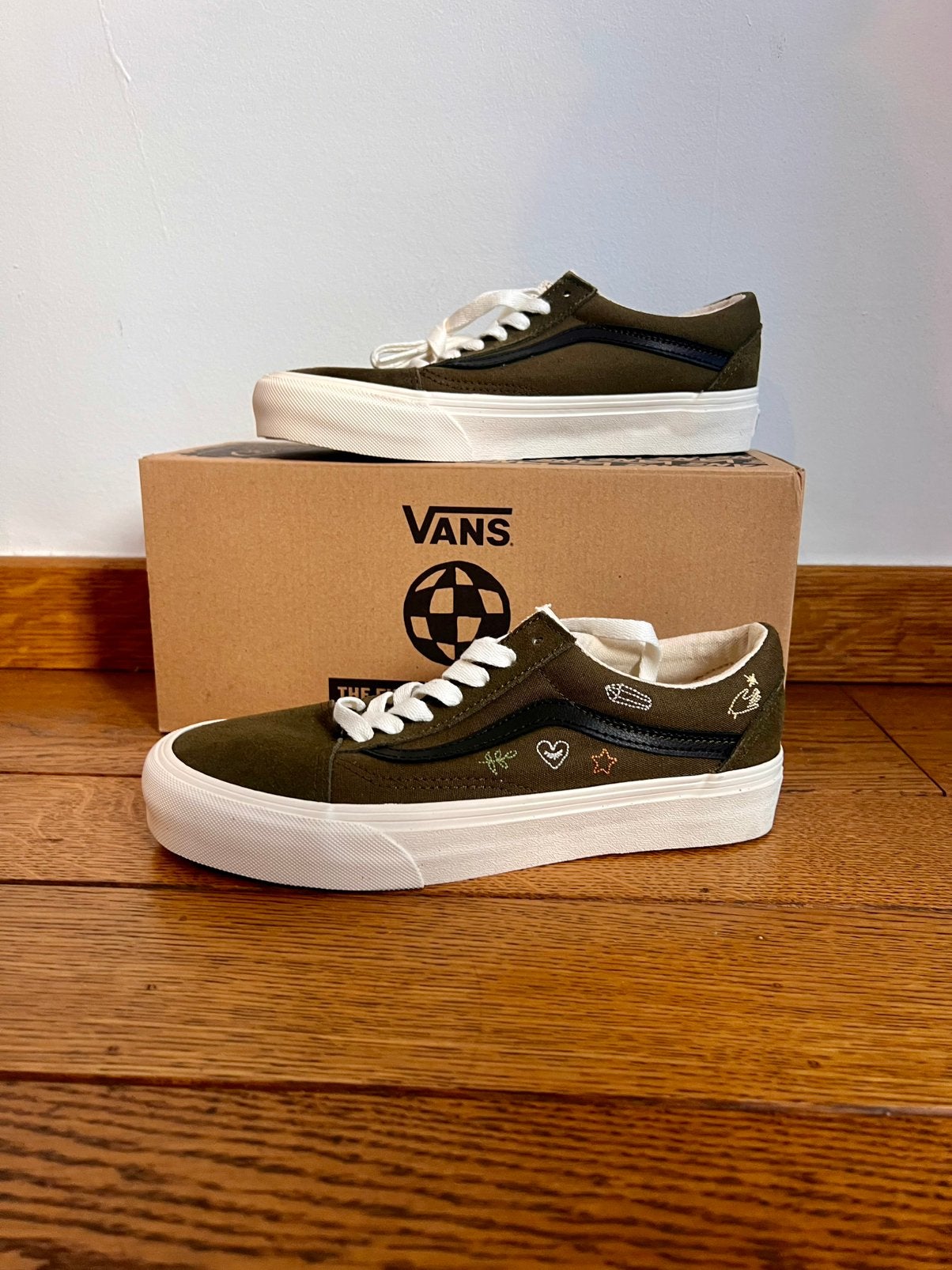 Vans sneakers old Skool - nooit gedragen, Autres couleurs, Comme neuf, Enlèvement, Baskets