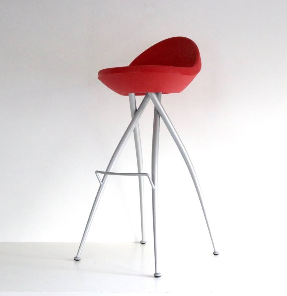 Midj Cico H65 - Vintage design Kruk made in Italy, Antiquités & Art, Art | Objets design, Enlèvement, Chaise, Rouge, Marqué