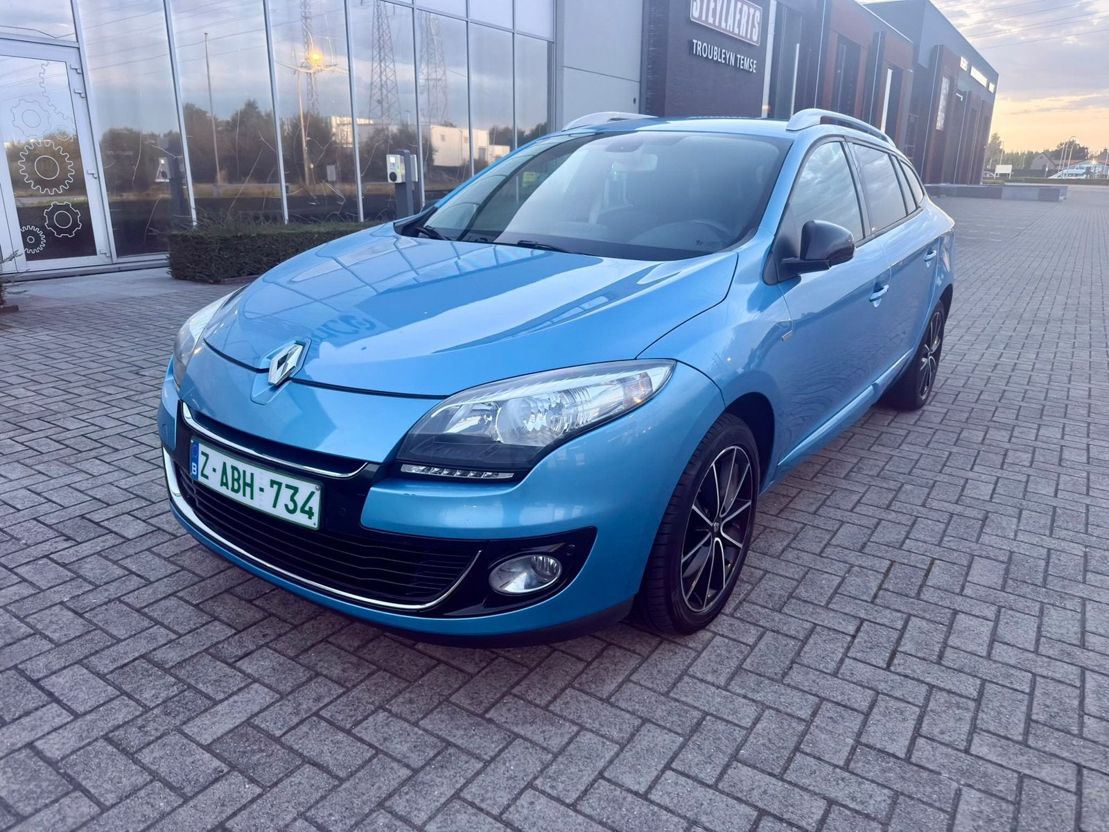 Renault Megane 1.2 Essence Best Edition pret imatricule, Autos, 1197 cm³, Achat, Boîte manuelle, Entretenue par le concessionnaire