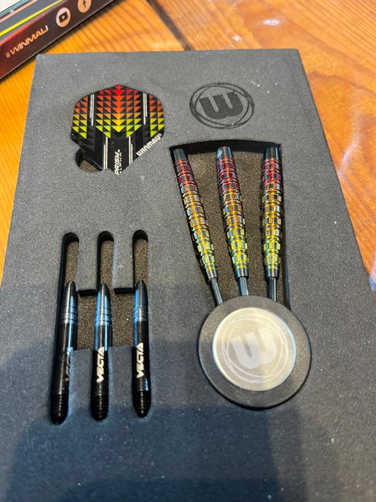 Winmau dartspijlen, Sports & Fitness, Fléchettes, Enlèvement ou Envoi, Comme neuf, Fléchettes