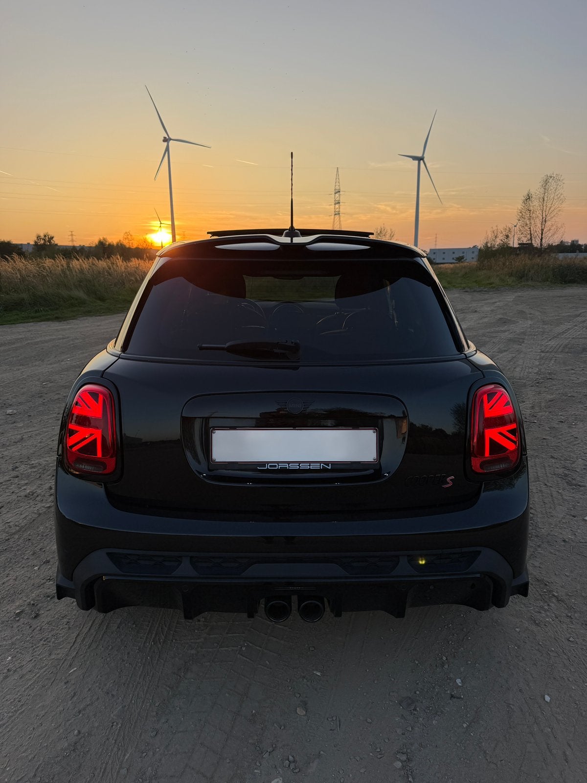 Unieke Mini Cooper S - Full Black edition (JCW Pack), Autos, Cuir, 140 g/km, Euro 6, Noir