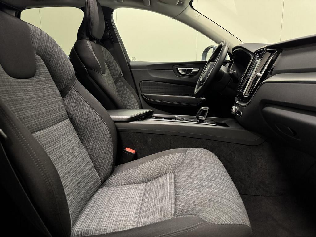 Volvo XC60 2.0 T6 Plug In Hybrid - Pano - Topstaat! 1Ste Ei, Auto's, 0 min, 1969 cc, 0 kg, Zilver of Grijs