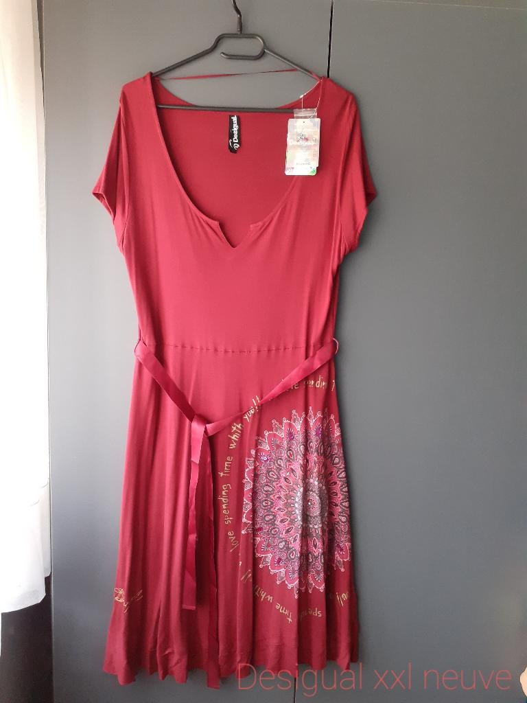 Robes DESIGUAL NEUVES (plusieurs photos), Ophalen, DESIGUAL, Maat 46/48 (XL) of groter, Nieuw