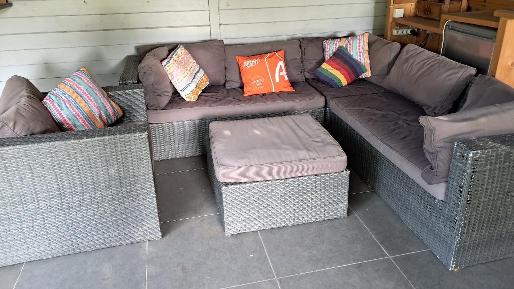 Lounge zetels, Ophalen, Gebruikt, Rotan, 6 zitplaatsen