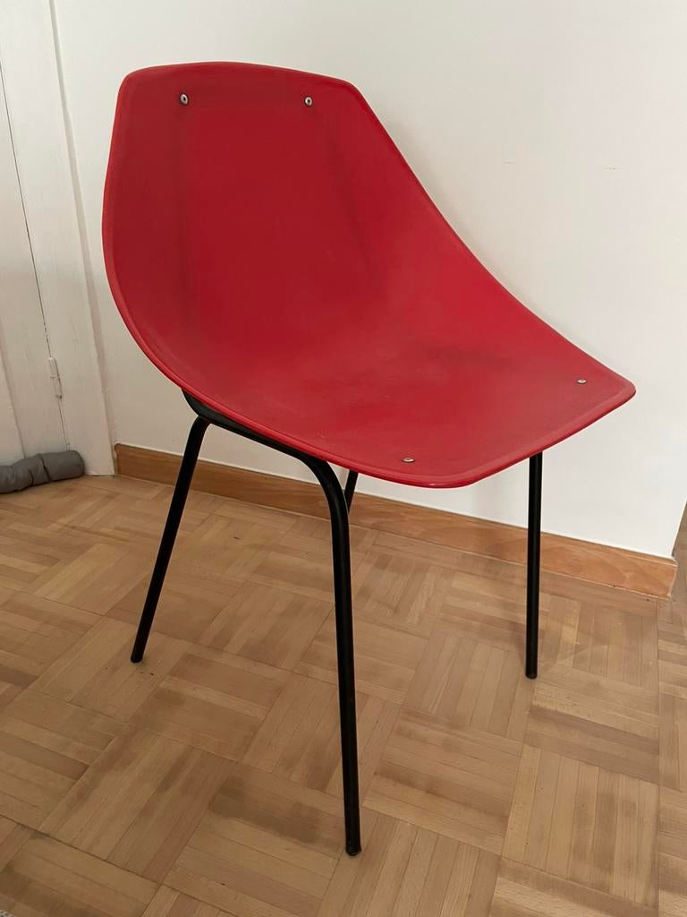 Chaise vintage du designer Pierre Guariche, Enlèvement ou Envoi, Utilisé