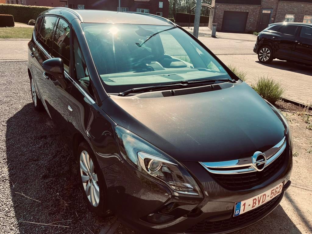 Opel Zafira Tourer cosmo donker grijs 2L 130pk 177472km, Voorwielaandrijving, Euro 5, 1956 cc, Navigatiesysteem