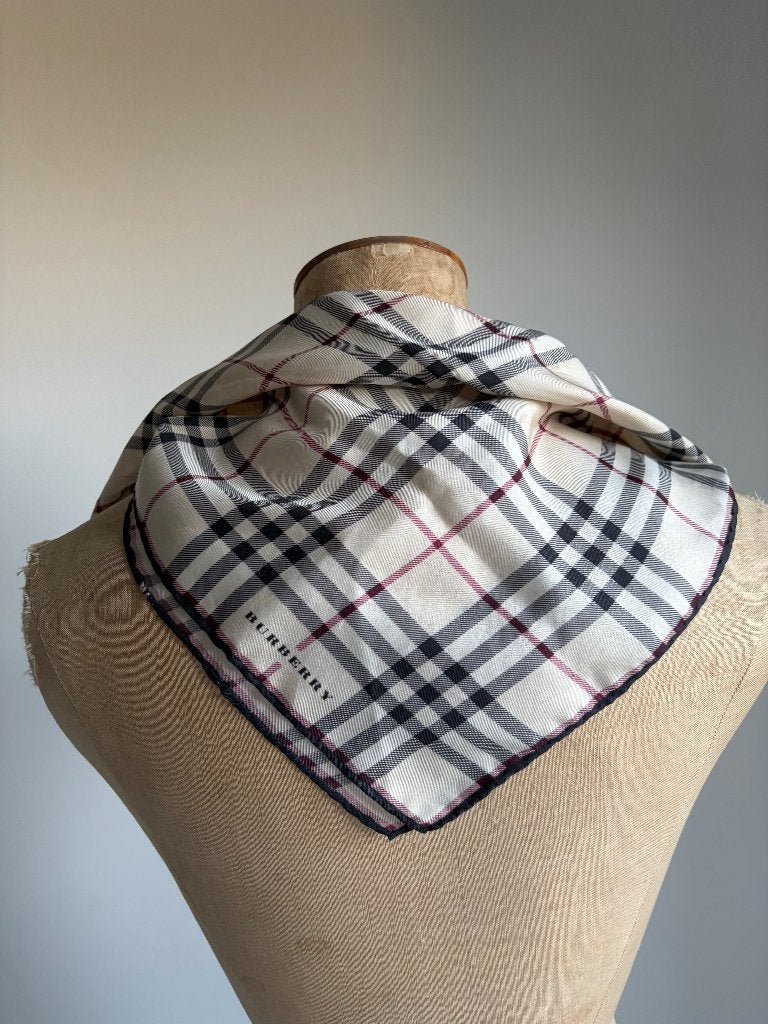 Vintage Burberry sjaal – Nova Check – 100% zijde, Ophalen of Verzenden, Gebruikt