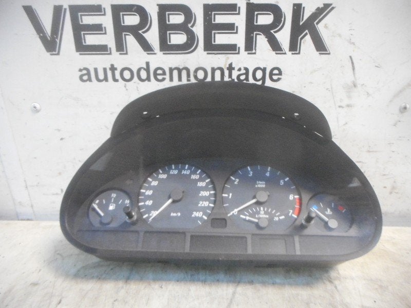 INSTRUMENTS DE BORD BMW 3 serie (E46 / 2) (6906869), Utilisé, BMW, Petuelring 130
80809  München, DE, Bayerische Motoren Werke AG